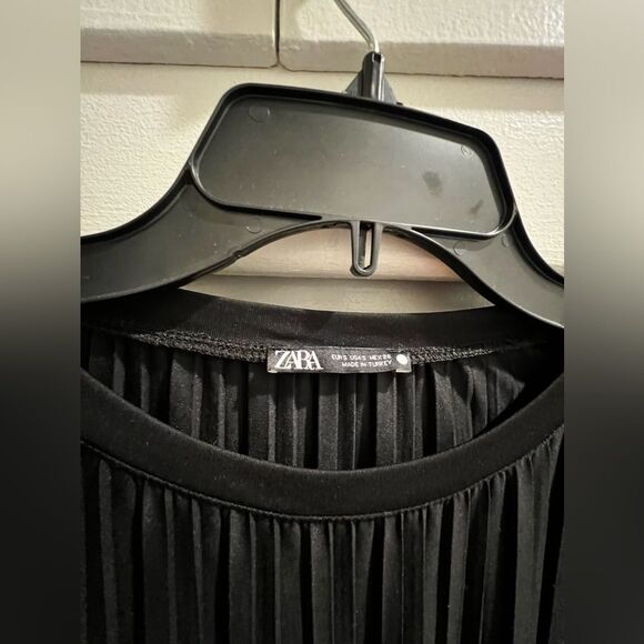 Asymmetrical Zara dress black size s Pleated Midi Dress - Picture 5 of 11